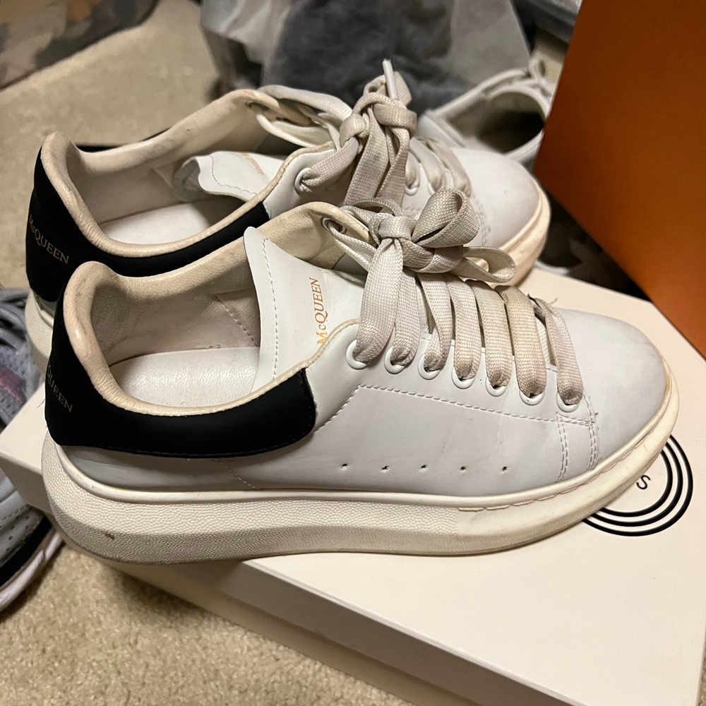 Alexander MCqueen